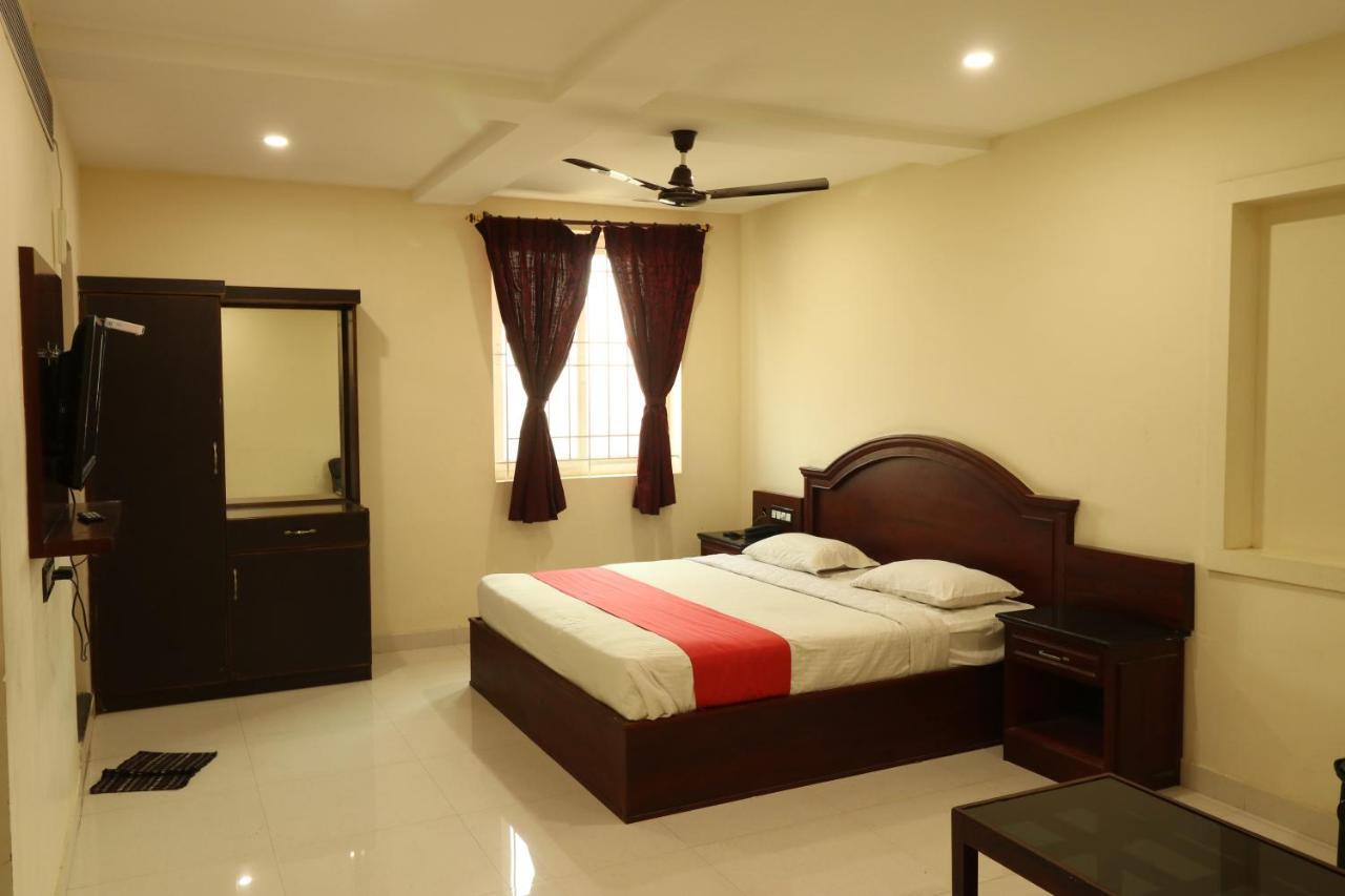 E S Residency Hotel Theni Exterior foto