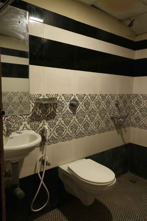 E S Residency Hotel Theni Exterior foto